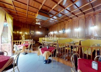 Salone - Cafeteria - Cold Bar via Garibaldi, 1, Cuorgnè - photo 17