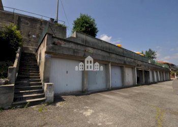 Facciata box auto - Box via Don Domenico Massè, snc, Cuorgnè - foto 1