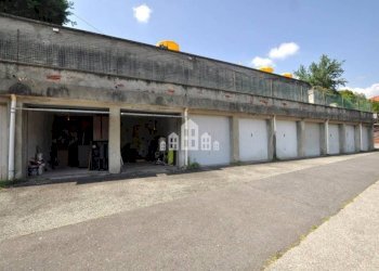 Facciata box auto - Box via Don Domenico Massè, snc, Cuorgnè - foto 3