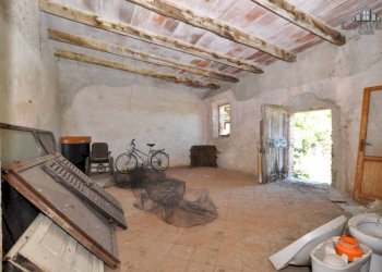 deposito - Magazzino Frazione Preparetto, 46, Castellamonte - foto 2