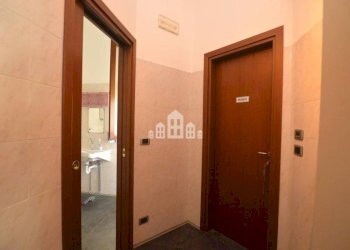 Disimpegno - Cafeteria - Cold Bar viale Tenente Morello, 13, Castellamonte - photo 11