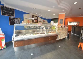 Stanza arredata - Cafeteria - Cold Bar viale Tenente Morello, 13, Castellamonte - photo 23