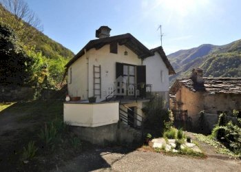 Foto 1 - Casa indipendente calsazio, snc, Sparone - foto 1