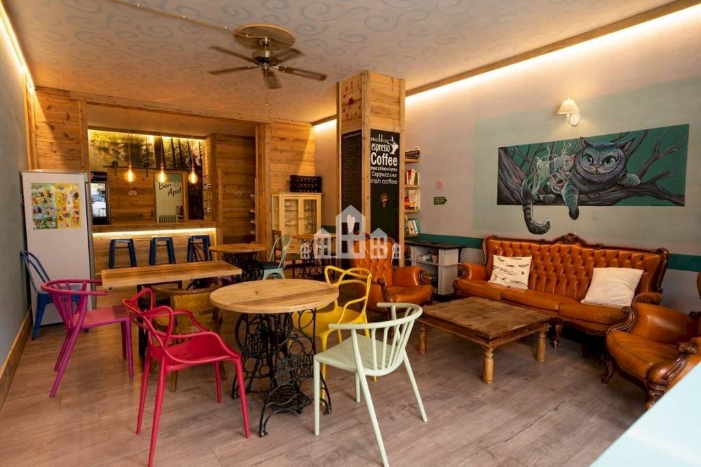 Interno non residenziale - Negozio via Roma, 85, Locana - foto 1