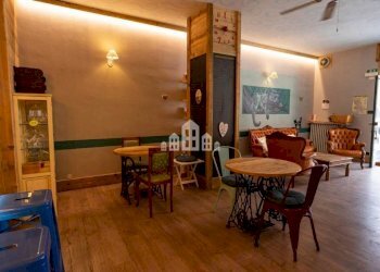 Interno non residenziale - Negozio via Roma, 85, Locana - foto 8