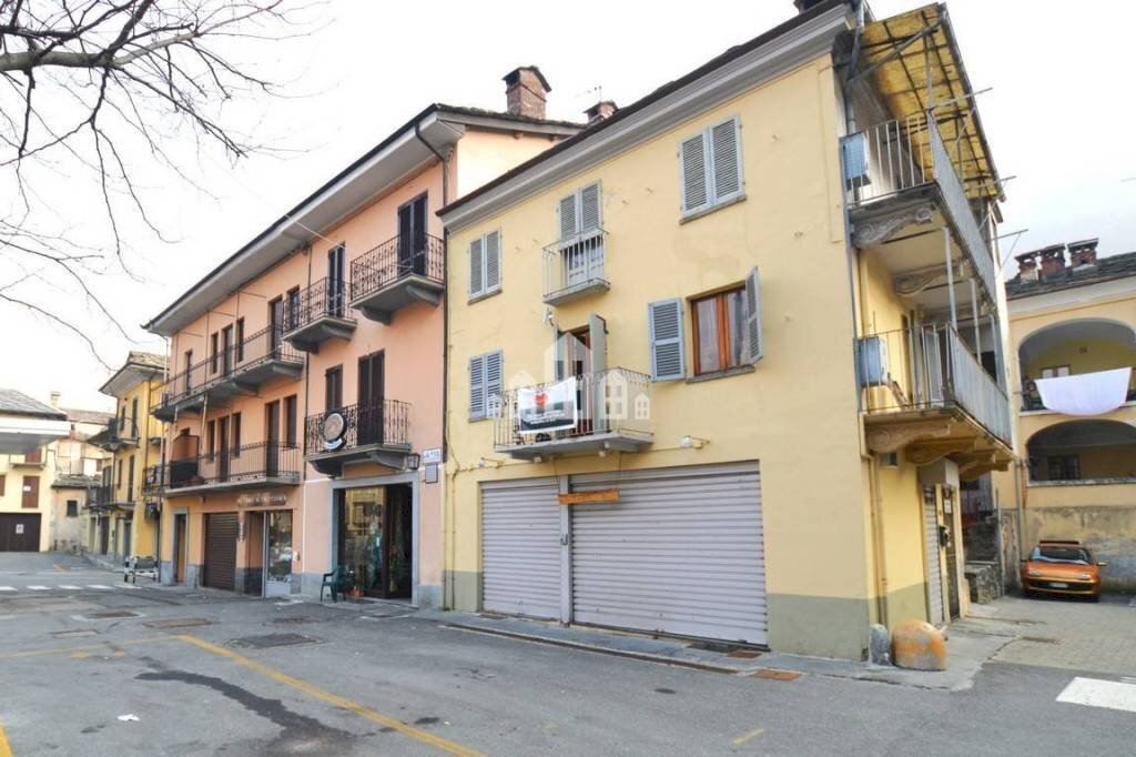Zona - Stabile - Palazzo piazza craveri, 3, Pont-Canavese - foto 3
