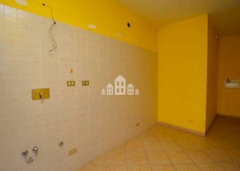 Stanza non arredata - Stable - Palace piazza craveri, 3, Pont-Canavese - photo 26