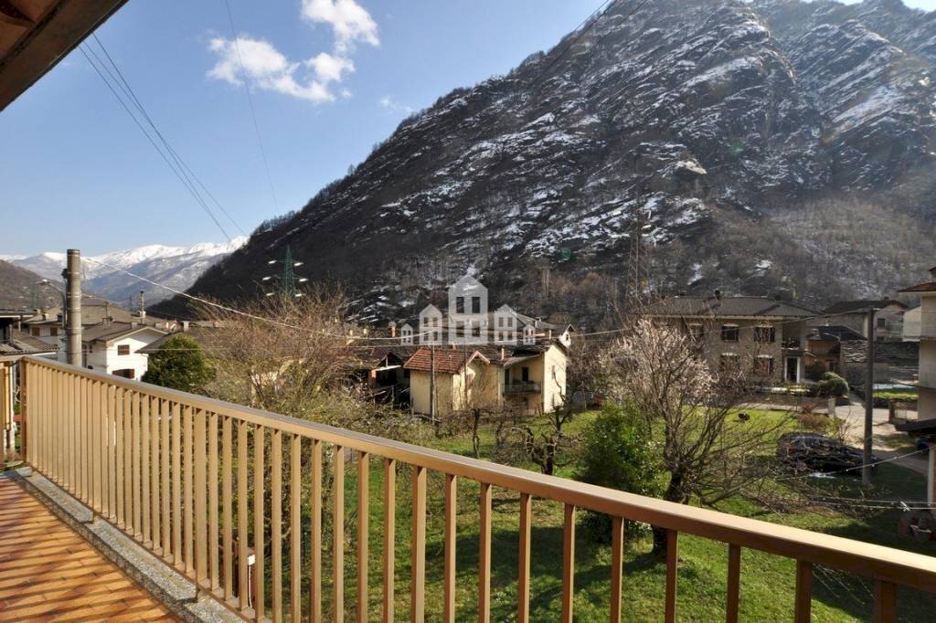 Balcone - Independent house via gran Paradiso, 1, Locana - photo 2