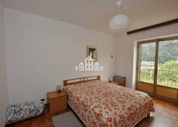 Camera da letto - Casa indipendente via gran Paradiso, 1, Locana - foto 19