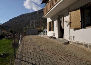 Giardino - Casa indipendente via gran Paradiso, 1, Locana - foto 17