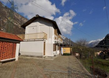 Giardino - Casa indipendente via gran Paradiso, 1, Locana - foto 19