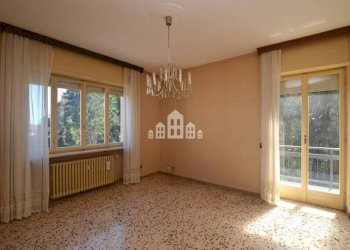 Soggiorno - Quadrilocale via Michelangelo, 6, Cuorgnè - foto 10