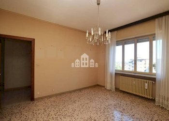 Soggiorno - Quadrilocale via Michelangelo, 6, Cuorgnè - foto 12