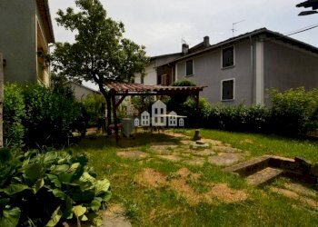 giardino - Casa indipendente via Martiri della Libertà, 11, Rueglio - foto 4