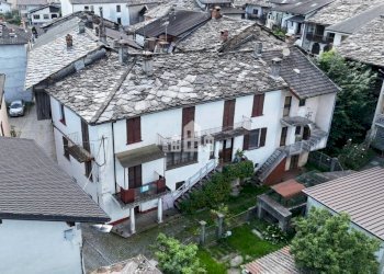 Facciata - Casa indipendente via Martiri della Libertà, 11, Rueglio - foto 45