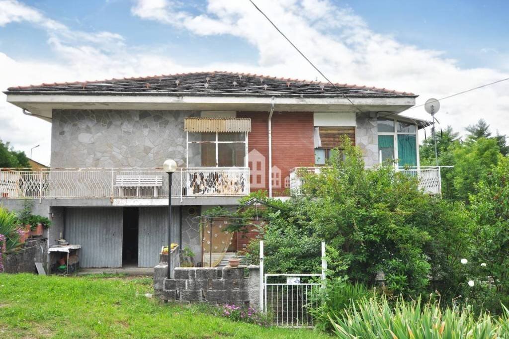 Facciata - Three-room apartment strada Navetta, 14, Pont-Canavese - photo 1