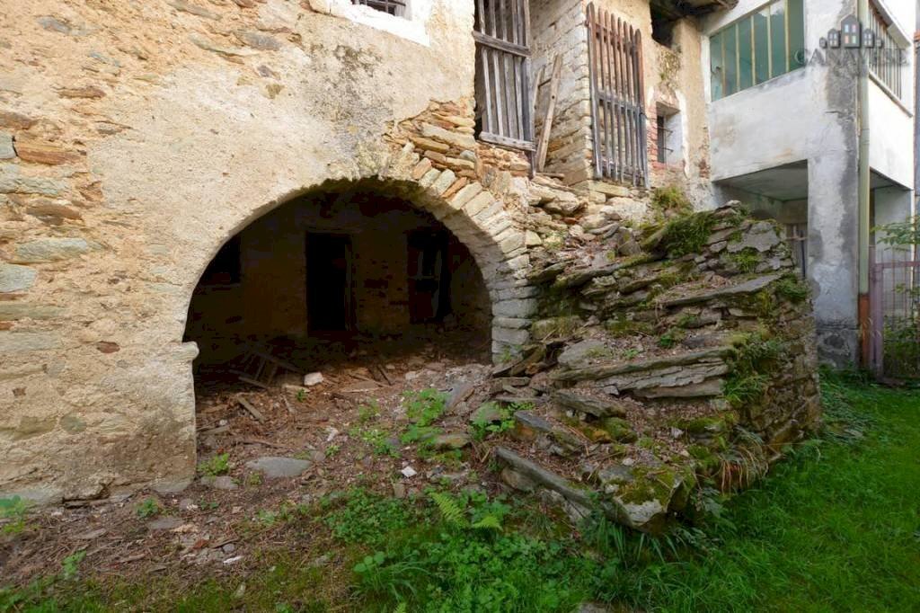 facciata - Rustico via Zerbini, snc, Castelnuovo Nigra - foto 2