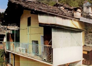 facciata - Casa indipendente Località Calsazio, 35, Sparone - foto 1