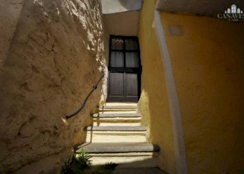 scale - Casa indipendente Località Calsazio, 35, Sparone - foto 8