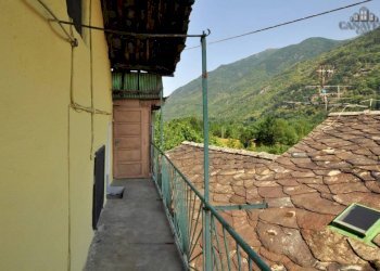 balcone - Casa indipendente Località Calsazio, 35, Sparone - foto 13