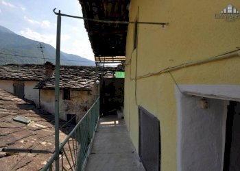 balcone - Casa indipendente Località Calsazio, 35, Sparone - foto 16