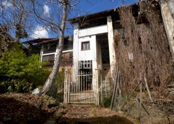 facciata - Casa indipendente via costeggio, 27, Val di Chy - foto 1