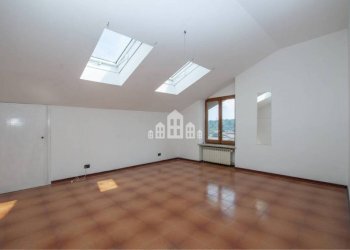 Camera da letto - Trilocale via Busano, 32, Rivara - foto 11