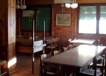 sala - Shop via Civetta, 41, Berbenno di Valtellina - photo 17