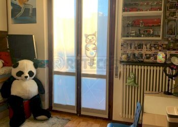 fcc025c3-7f2f-4425-94dc-1d54916ceb13.jpg - Three-room apartment Seriate - photo 10