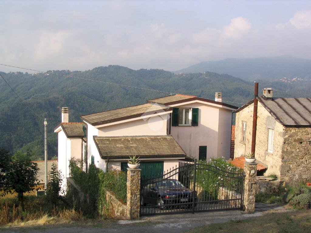 Villa Via Antonio Giuseppe Norero, San Colombano Certenoli - photo 1