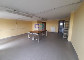 Locale Commerciale via alzaia, Truccazzano - foto 1