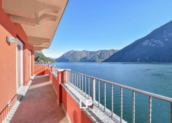 Balcone - Appartamento via Statale, 127, Valsolda - foto 5
