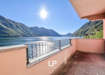 Balcone - Appartamento via Statale, 127, Valsolda - foto 14