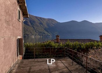 Balcone - Villa via Nisciorè, Valsolda - foto 13