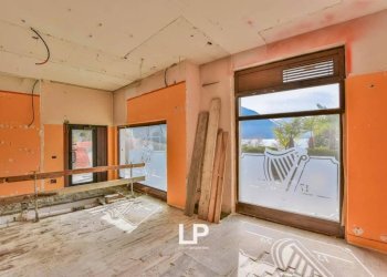 Stanza non arredata - Quadrilocale Lungolago Giacomo Matteotti, 20, Porlezza - foto 34