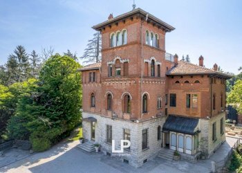 Facciata - Villa via Adda, 10, Varese - foto 2