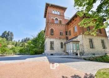 Facciata - Villa via Adda, 10, Varese - foto 23