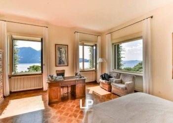 Camera da letto - Villa via Costanza, 4, Verbania - foto 32