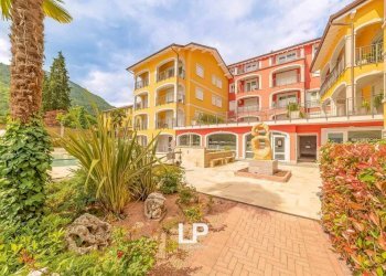 Foto 2 - Quadrilocale via Zanzi, 44, Lavena Ponte Tresa - foto 2