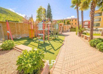 Foto 3 - Quadrilocale via Zanzi, 44, Lavena Ponte Tresa - foto 3