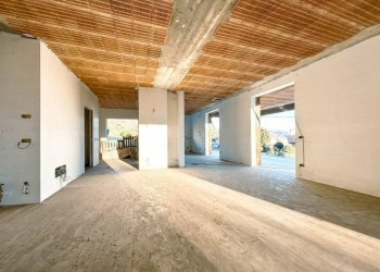 Stanza non arredata - Villa via Vittone snc, Grignasco - foto 4