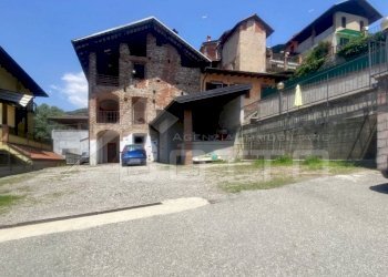 casa vendita grignasco facciata - Independent house via negri 68, Grignasco - photo 5