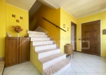 casa vendita grignasco scalainterna - Independent house via negri 68, Grignasco - photo 9