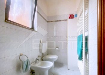 casa vendita grignasco bagno - Independent house via negri 68, Grignasco - photo 12