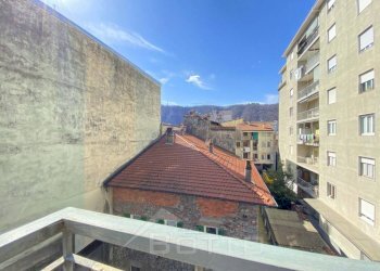 appartamento vendita borgosesia balcone5 - Quadrilocale via Duca D'Aosta 21, Borgosesia - foto 12