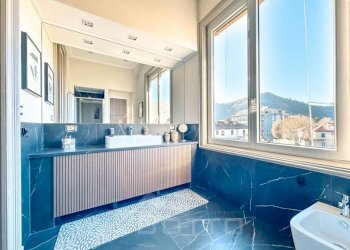 appartamento vendita borgosesia bagno5 - Trilocale viale Varallo 5, Borgosesia - foto 24