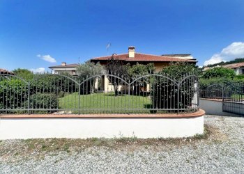 villa vendita grignasco esterno - Independent house via della madonna n 36, Grignasco - photo 27
