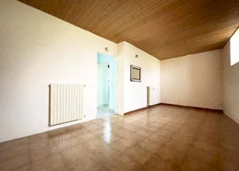 casa vendita soriso stanza9 - Casa indipendente via Dante 8, Soriso - foto 8