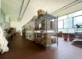 capannone vendita gattico stanza3 - Capannone via Torriani Gattico, Gattico-Veruno - foto 3