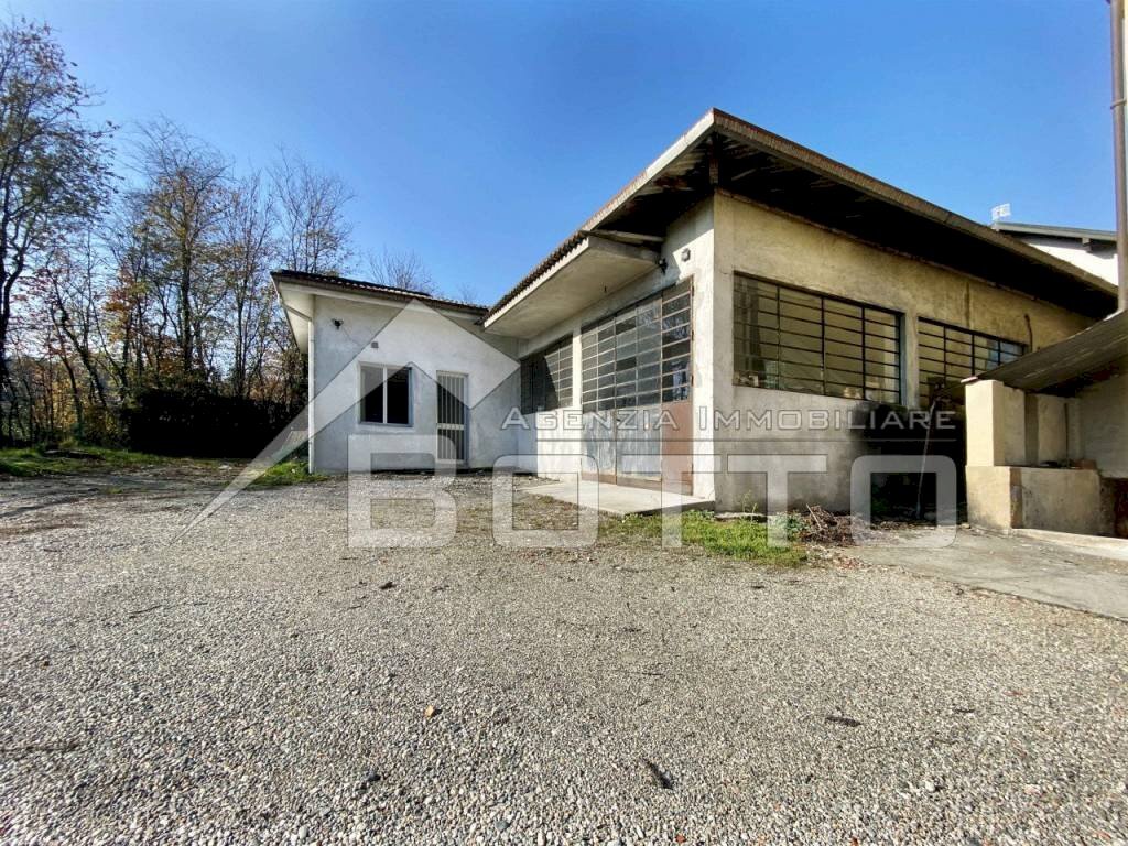 casa vendita gozzano capannone - Independent house via XXV aprile 91, Gozzano - photo 2